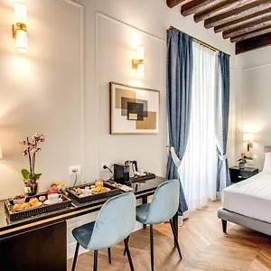 بيت ضيافة Babuino Palace&suites