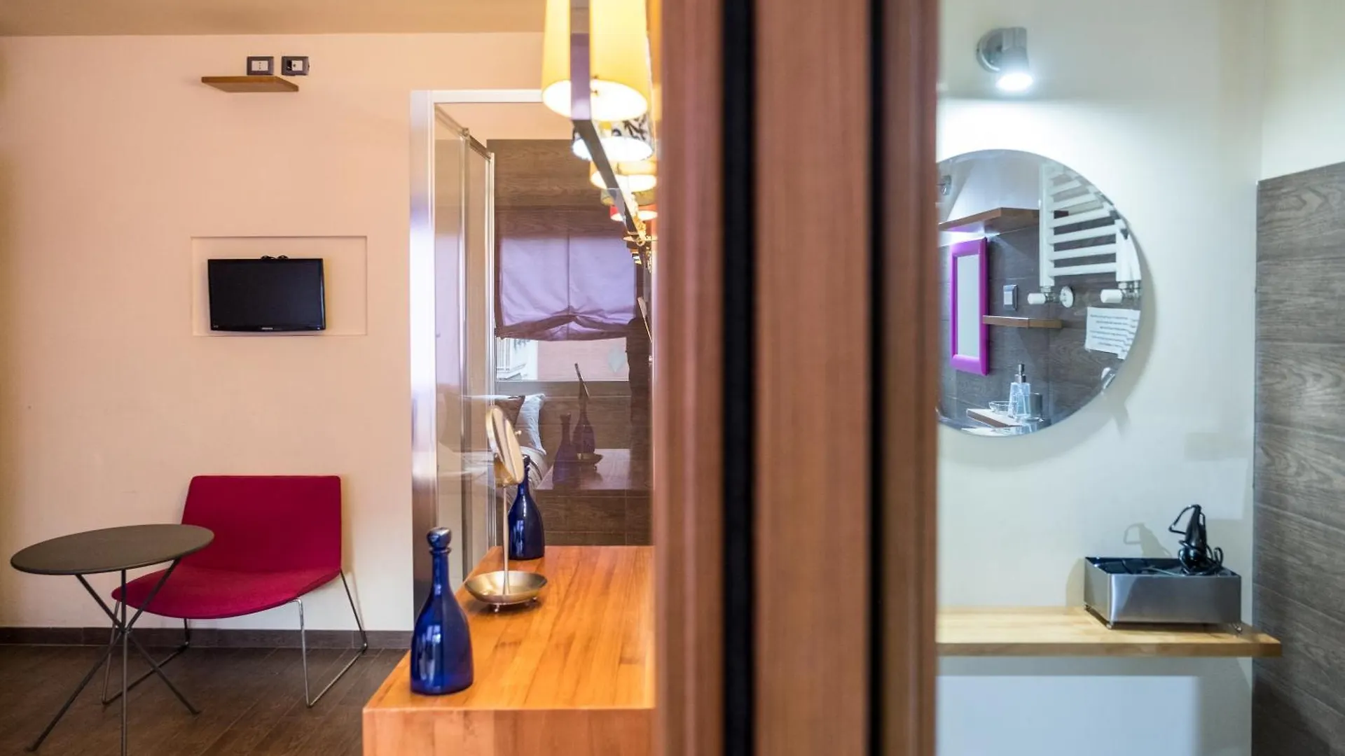 Aida Charming Rooms Rome 2*,