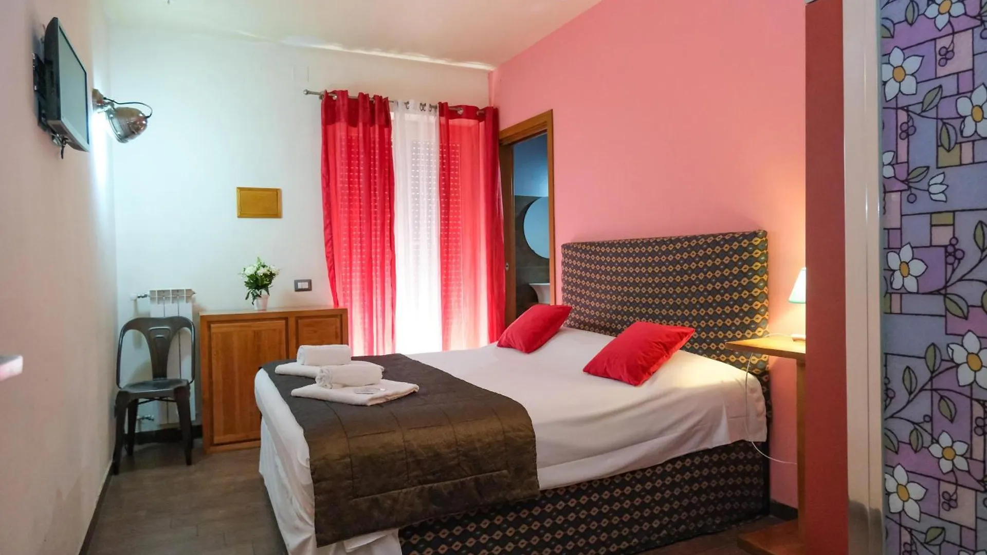 Aida Charming Rooms Roma Alojamento de Acomodação e Pequeno-almoço