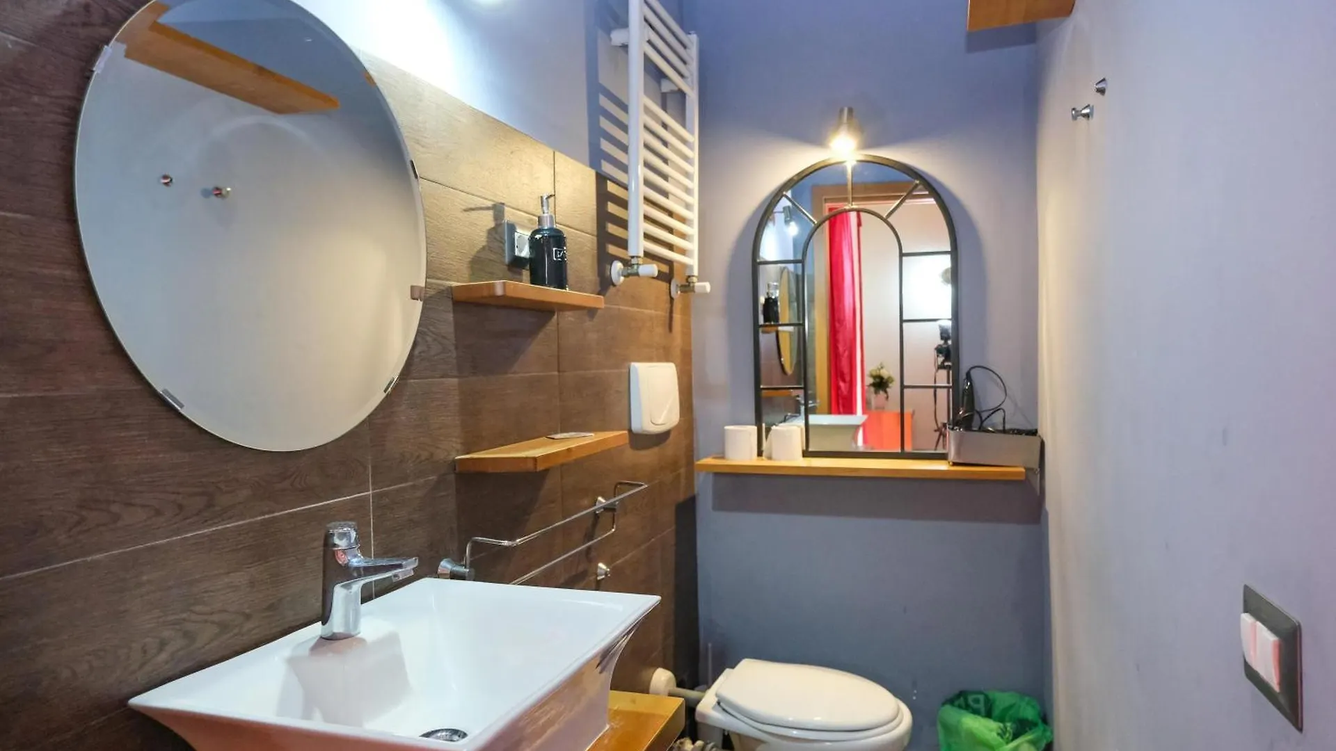 Aida Charming Rooms Rome Bed & Breakfast