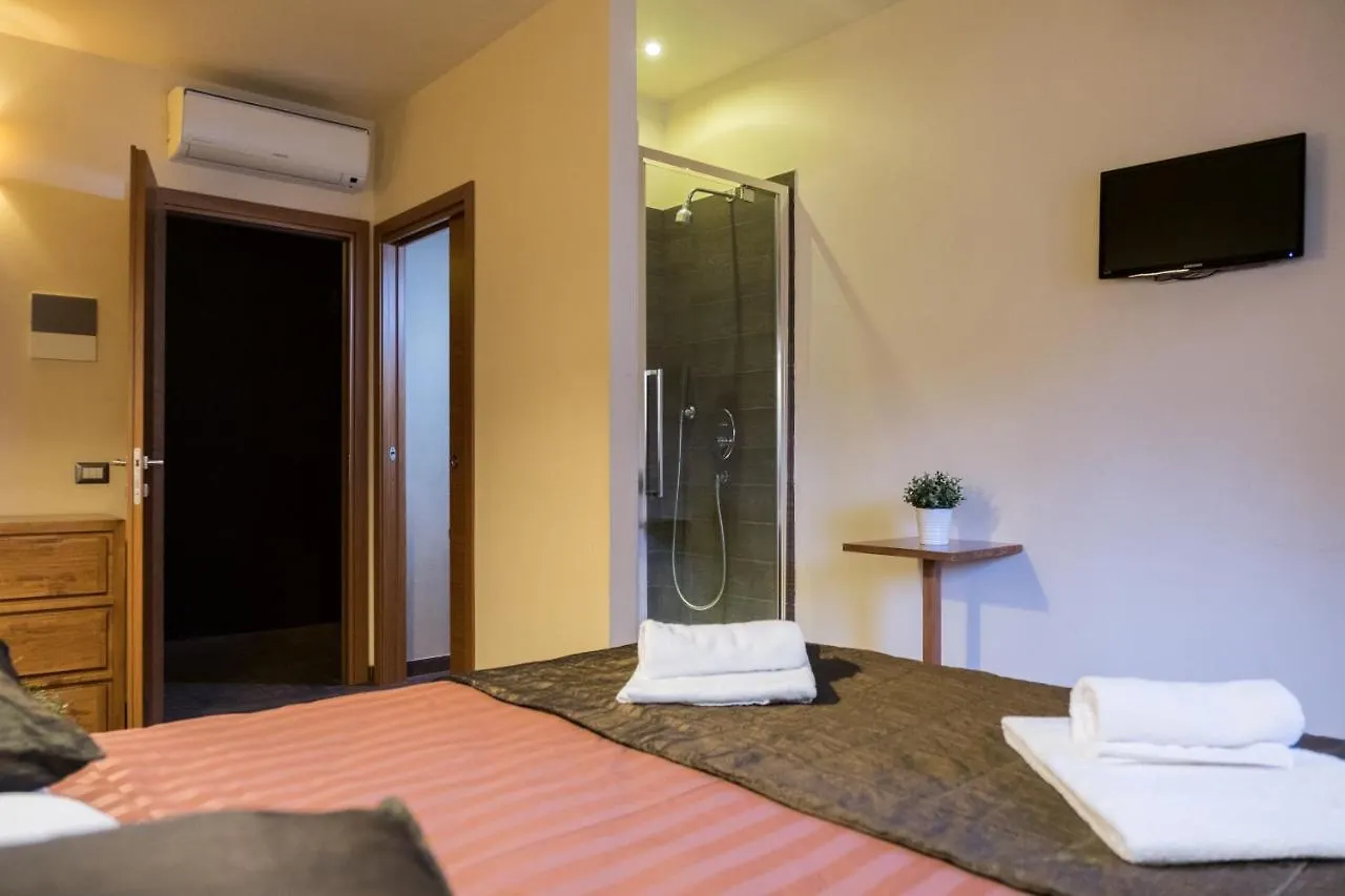 Aida Charming Rooms Roma 2*,
