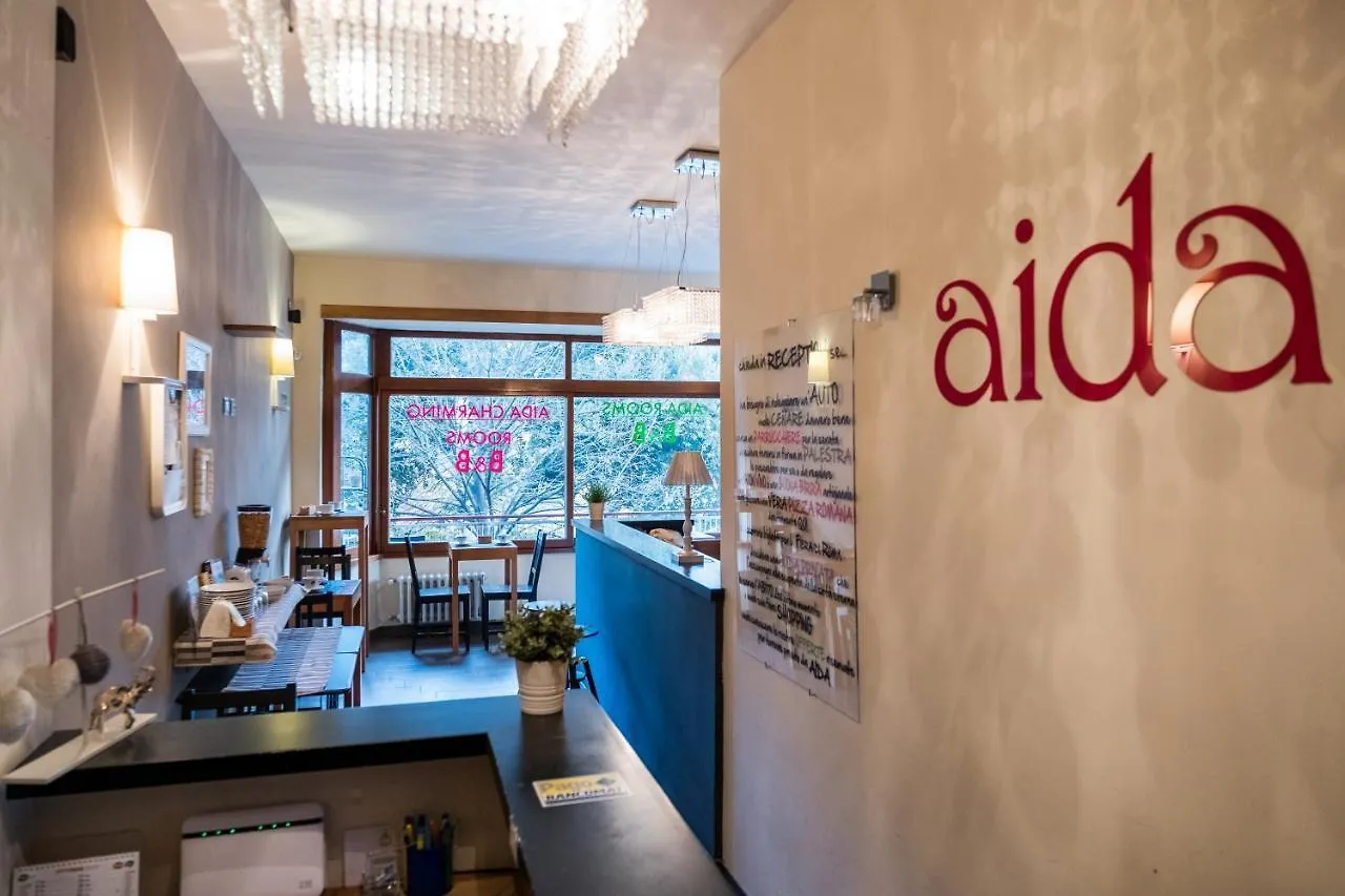 Aida Charming Rooms Roma Bed and breakfast